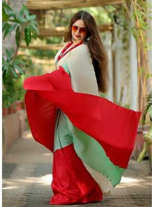 heavy  softy silk  with complete crush  saree